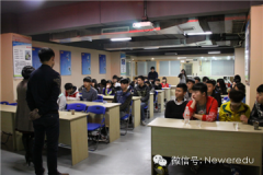 热烈欢迎岳阳县四中同学来牛耳软件学院参观学习